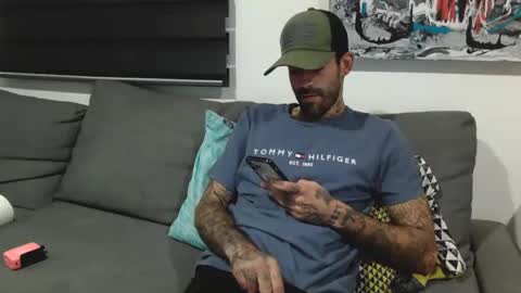 Snapshot of badcouple_ chatting on September 2025 04:46:02 AM BadCouple  online show from September 2025 04:46:02 AM