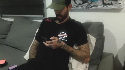 Snapshot of badcouple_ chatting on September 2025 11:42:02 PM BadCouple  online show from September 2025 11:42:02 PM
