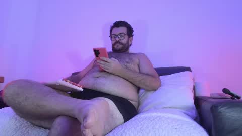 Snapshot of baddaddybrasil chatting on May 2026 12:21:02 PM Baddaddybrazil online show from May 2026 12:21:02 PM