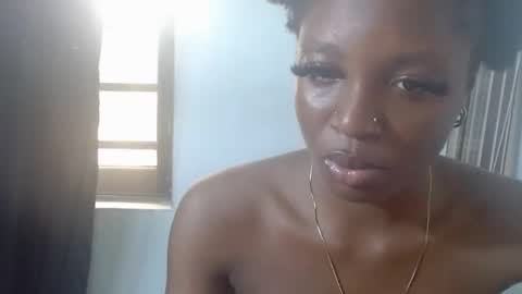 Snapshot of baddiebitchx chatting on April 2026 11:25:01 AM baddiebitchx online show from April 2026 11:25:01 AM