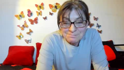 Snapshot of badgg chatting on February 2025 04:24:02 PM Gina online show from February 2025 04:24:02 PM