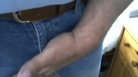 badlad10 online show from April 2026 05:39:01 PM