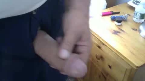 badlad10 online show from April 2026 03:15:02 PM