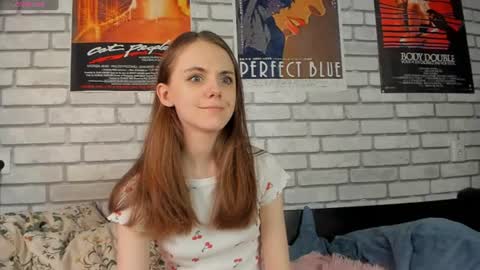Snapshot of baenova chatting on June 2026 07:56:02 PM Molly links in bio online show from June 2026 07:56:02 PM