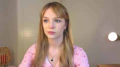 Snapshot of baeyoda chatting on April 2026 04:04:01 PM Kate online show from April 2026 04:04:01 PM