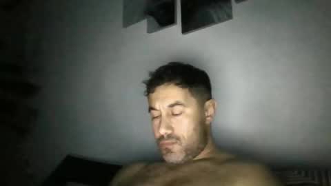 Snapshot of bagio18 chatting on December 2025 08:38:02 PM Bagio online show from December 2025 08:38:02 PM