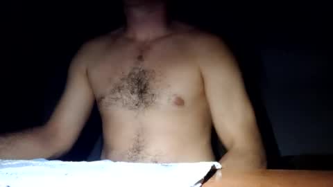 baiat_frumusel online show from December 2024 11:35:02 PM