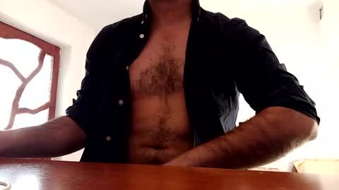 baiat_frumusel online show from January 2025 01:40:02 PM