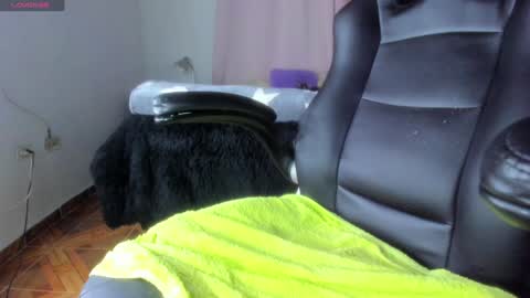 IM BAILEY online show from January 2025 01:18:01 AM