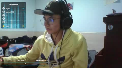 Snapshot of bal3n chatting on March 2025 06:06:02 AM Bal3n online show from March 2025 06:06:02 AM