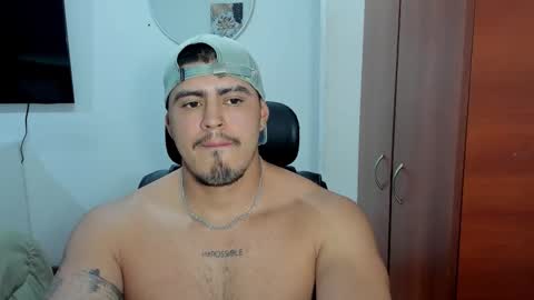 Andres -  online show from November 2025 02:10:01 AM