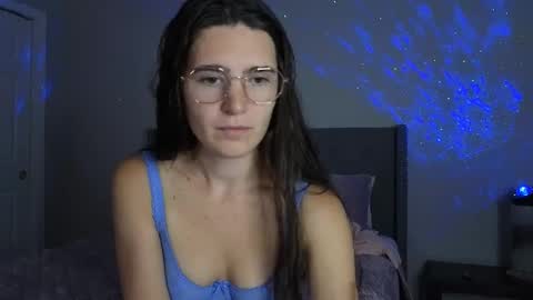 Snapshot of bambifarrina chatting on September 2025 12:55:01 AM bambifarrina online show from September 2025 12:55:01 AM