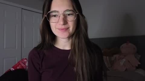 Snapshot of bambifarrina chatting on November 2025 02:21:01 AM bambifarrina online show from November 2025 02:21:01 AM