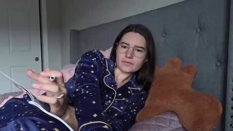 Snapshot of bambifarrina chatting on November 2025 05:23:02 PM bambifarrina online show from November 2025 05:23:02 PM