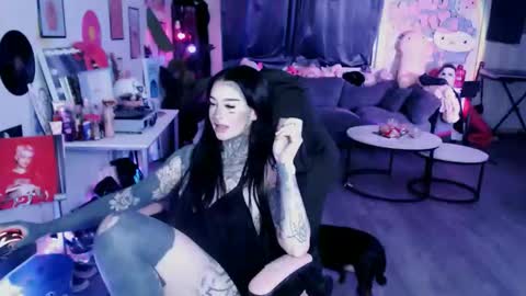 Snapshot of bambitatted chatting on November 2025 10:46:01 PM bambitatted online show from November 2025 10:46:01 PM