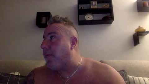 banana5289 online show from December 2025 09:12:02 PM