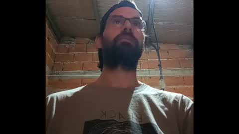 Ezequiel online show from October 2025 02:04:01 AM