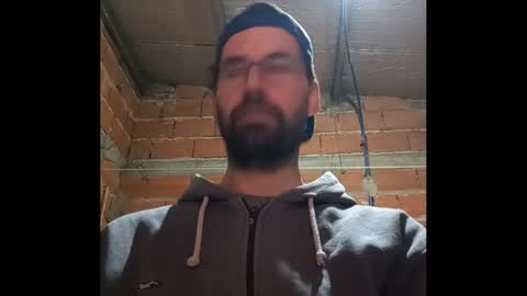 Ezequiel online show from November 2025 01:27:02 AM