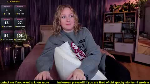Snapshot of bananarum chatting on October 2025 05:46:02 PM Allie online show from October 2025 05:46:02 PM