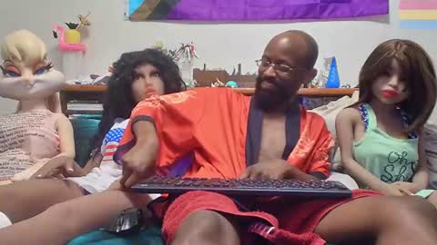 Snapshot of bandohusbando chatting on July 2026 05:13:01 AM Bando Husbando online show from July 2026 05:13:01 AM