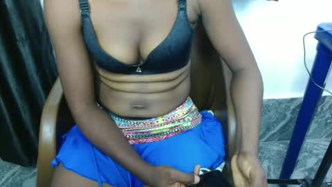 banging_body online show from May 2026 06:58:01 PM