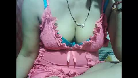 Snapshot of bannynew chatting on May 2026 10:42:01 AM Bannynew online show from May 2026 10:42:01 AM