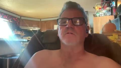 Snapshot of bapeter218 chatting on November 2025 04:42:01 PM bapeter218 online show from November 2025 04:42:01 PM