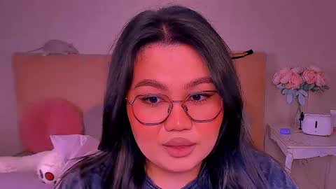 Barbie Kim online show from March 2025 11:39:01 PM