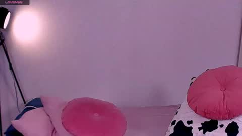 Barbie Kim online show from April 2026 02:23:02 AM