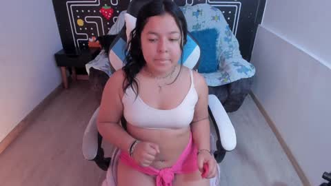 Snapshot of barbara_honey chatting on January 2025 12:38:02 PM Barbara online show from January 2025 12:38:02 PM