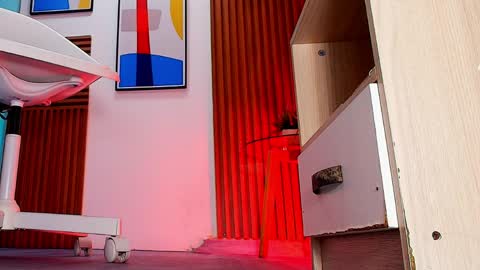 Barbara online show from April 2026 07:58:02 PM