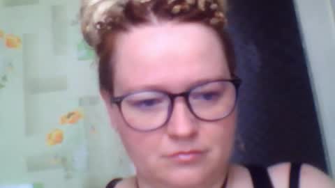 Snapshot of barbarraa chatting on March 2026 06:25:01 AM barbarraa online show from March 2026 06:25:01 AM