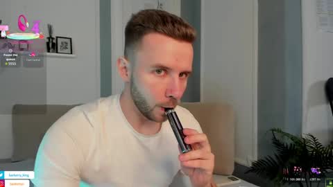 Snapshot of barberryx chatting on May 2026 11:18:01 AM ENRIQUE online show from May 2026 11:18:01 AM