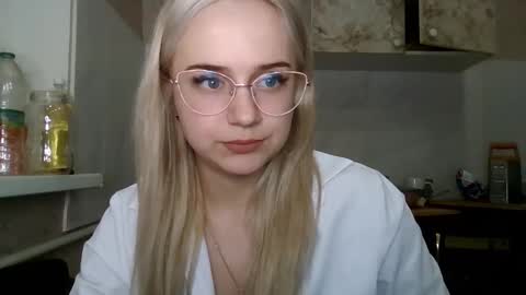 barbie___girl online show from February 2026 07:54:01 PM