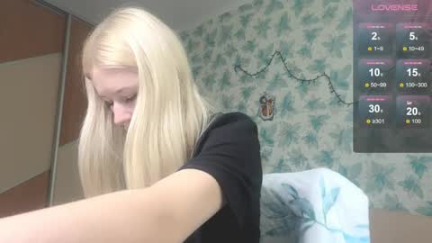 Snapshot of barbie_angel_ chatting on March 2026 01:03:01 PM Barbie online show from March 2026 01:03:01 PM