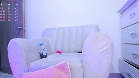 Snapshot of barbie_brunette3 chatting on January 2025 03:11:02 AM independet model online show from January 2025 03:11:02 AM