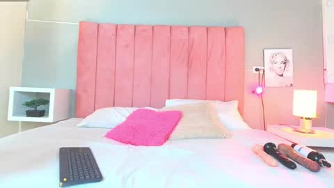 Barbie lorens online show from April 2026 11:48:01 AM