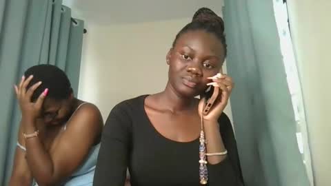 queen online show from September 2025 01:03:01 PM