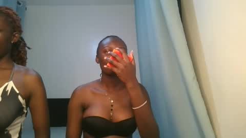 queen online show from February 2026 08:05:01 PM