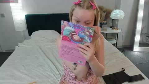 Barbie Staze online show from September 2025 02:11:01 AM