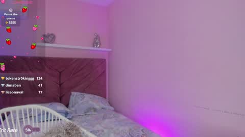 Luna online show from February 2025 06:49:02 PM