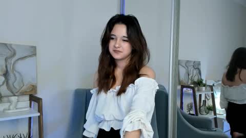 Snapshot of barbramcknight chatting on February 2026 01:12:02 PM Darby online show from February 2026 01:12:02 PM