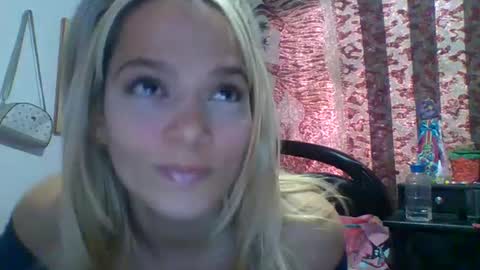 Snapshot of barby_88 chatting on September 2025 05:46:02 PM barby online show from September 2025 05:46:02 PM