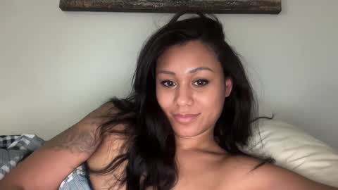 chicka online show from February 2025 08:53:01 PM