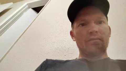 barniemay1 online show from April 2026 01:17:02 PM