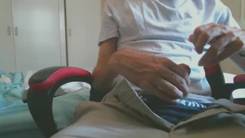 Snapshot of baronminuit69 chatting on December 2024 04:25:01 AM baronminuit69 online show from December 2024 04:25:01 AM