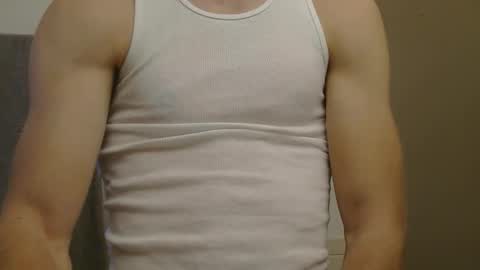 basicallyjustmee online show from October 2025 04:57:01 PM