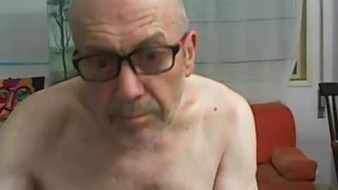 bassistamp online show from July 2026 01:36:01 AM