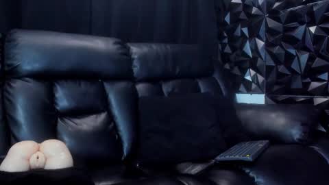 Snapshot of bastian_ruiz chatting on March 2025 05:46:01 PM bastian online show from March 2025 05:46:01 PM