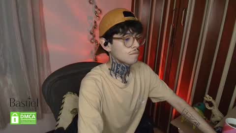 Bastiel online show from November 2025 02:22:02 AM